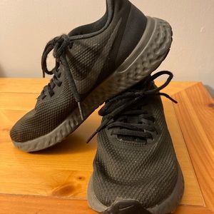 Black Nike Sneakers